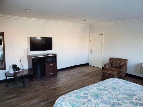 Ocean Surf Inn & Suites image 110